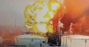 ЗСУ уразили в Росії стратегічний порт, НПЗ і логістику. ВІДЕО У порту Усть-Луга уражено установку з фракціонування та перевалки газового конденсату. Потужність об’єкта становить до 6,9 млн тонн сировини на рік