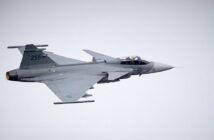 Україна отримає 150 винищувачів Gripen. ВІДЕО Saab JAS 39 Gripen – універсальний бойовий літак четвертого покоління. Скорочення JAS розшифровується як Jakt (винищувач), Attack (штурмовик) і Spaning (розвідник)